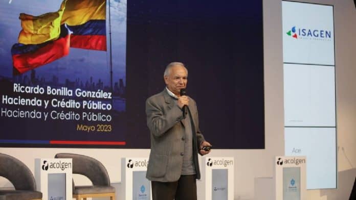 Ministro de hacienda Ricardo Bonilla
