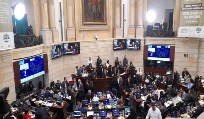 Plan de Desarrollo Senado aprobó Plan Nacional de Desarrollo.