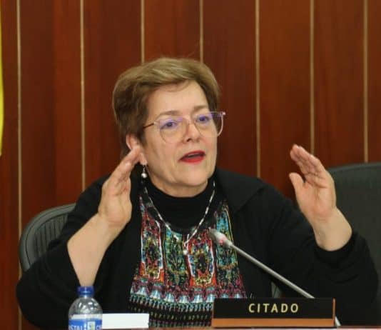 Ministra del Trabajo, Gloría Inés Ramírez.