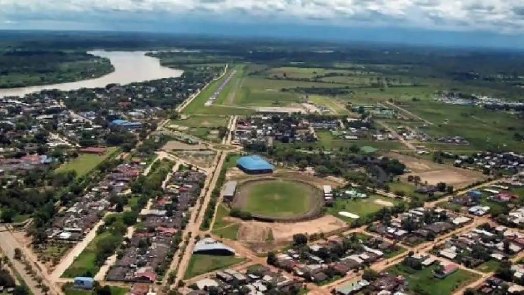 ¿Por qué habrá toque de queda en San José del Guaviare? Toque de queda en San José del Guaviare - Panorámica de la capital de Guaviare
