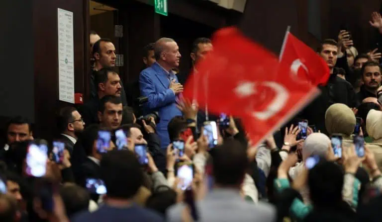 Elecciones en Turquía: Resultados apuntan a segunda vuelta
