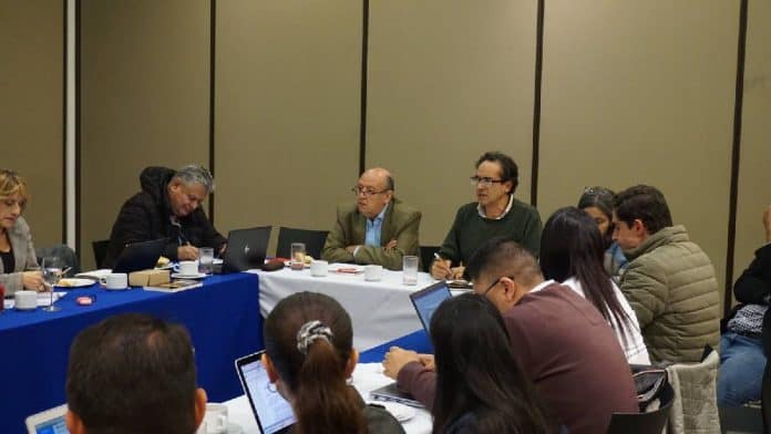 Acuerdos entre el Gobierno y Fecode Reunión del Gobierno y Fecode para alcanzar un acuerdo