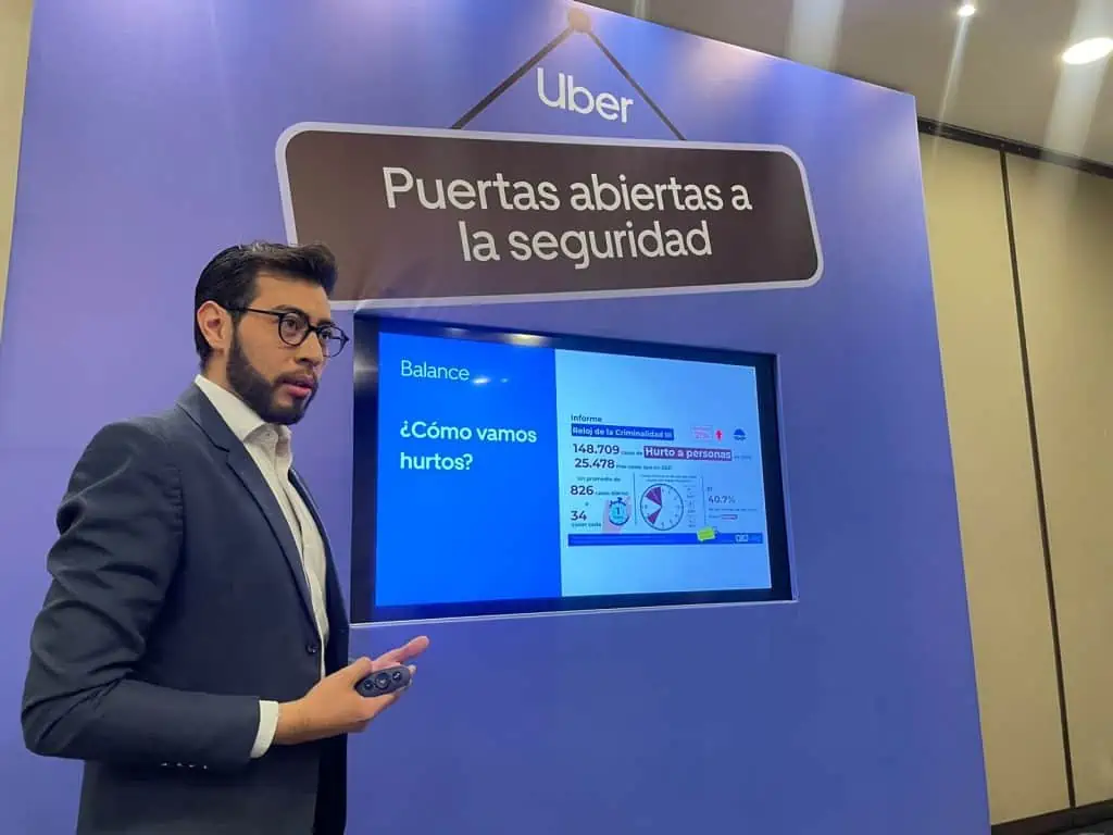 ¿Qué hace Uber para garantizar la seguridad de usuarios colombianos en cada viaje? Andrés Nieto, experto en seguridad, en el evento Puertas abiertas a la seguridad de Uber.