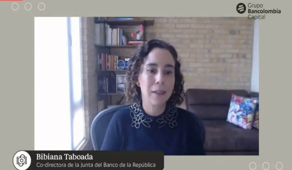 "Aún falta bastante por corregir", señaló codirectora del BanRep sobre el dólar en Colombia Visión del Banco de la República sobre la macroeconomía.