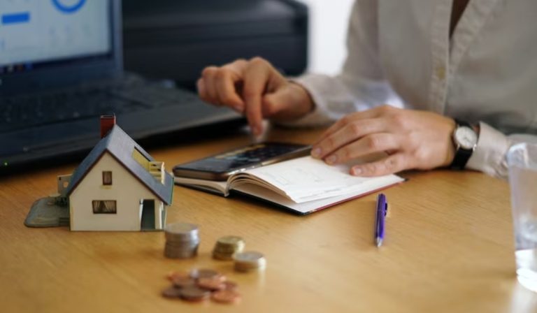 Pago de impuesto predial en Bogotá.