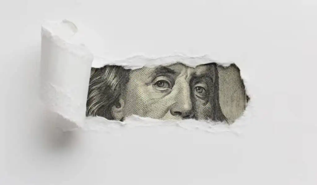 ¿Bajarán los precios en Colombia por la caída del dólar? Gerente del BanRep responde Dólar en Colombia