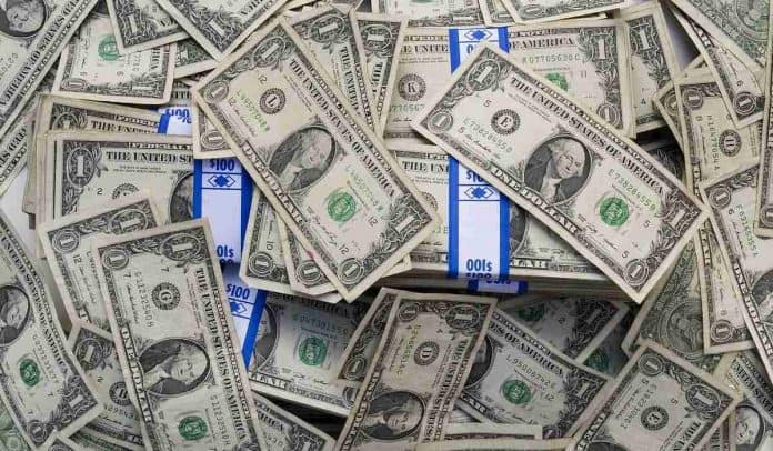 Dólar en Colombia terminó a la baja.