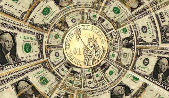 Dólar en Colombia (3) Expertos señalan que el dólar podría seguir bajando.