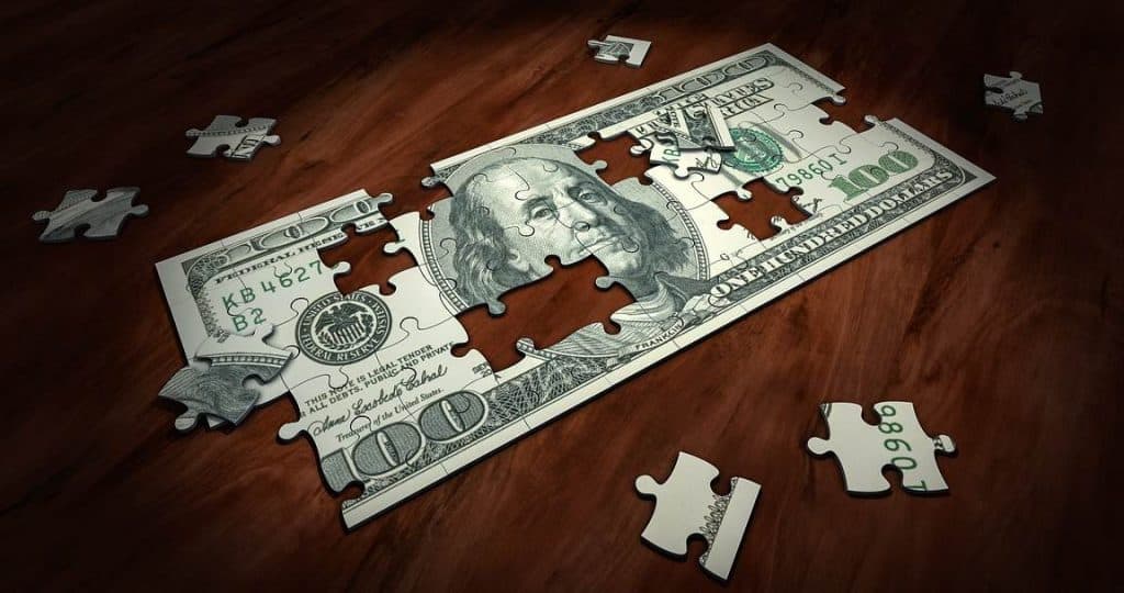 Los expertos explican el por qué el dólar se cotiza por debajo de los 4.200 pesos.