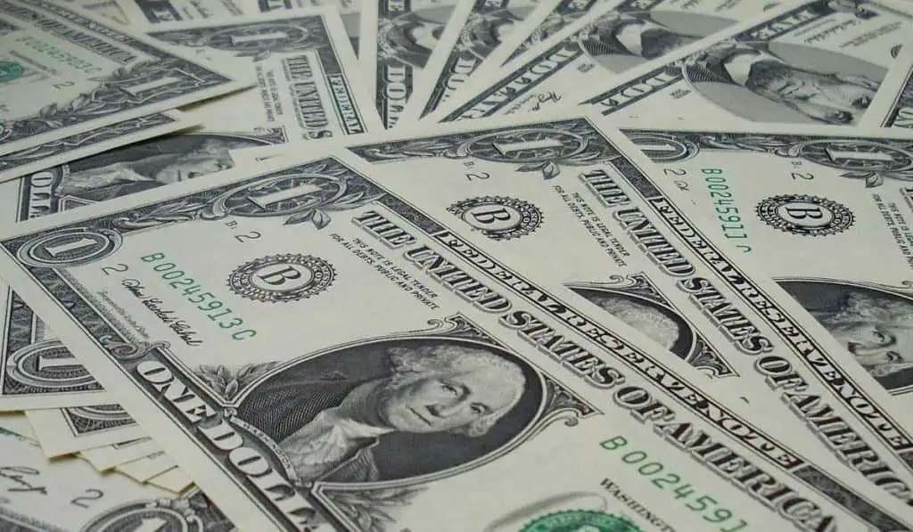 Dólar Colombia 5 de junio: tuvo dura caída en medio de la crisis del gobierno Petro Dólar en Colombia cerró a la baja este lunes.