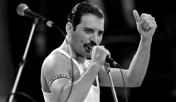 Freddie-Mercury Pertenencias de Freddie Mercury serán subastadas.