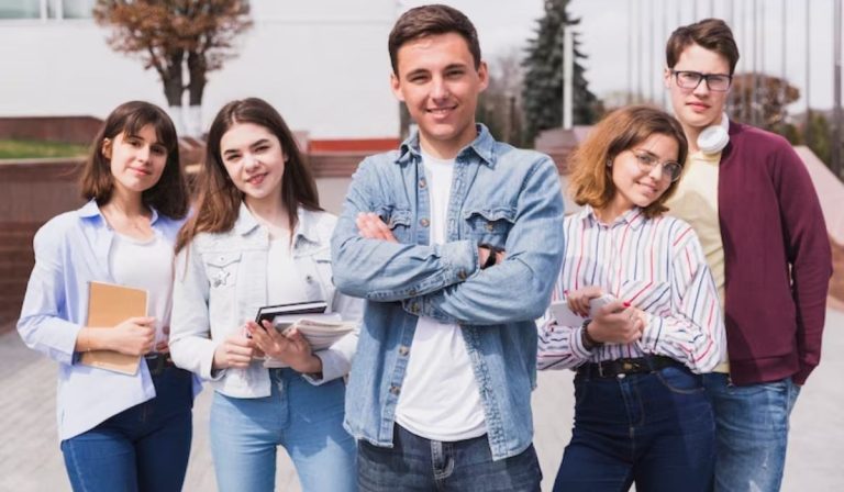 Jóvenes en Acción