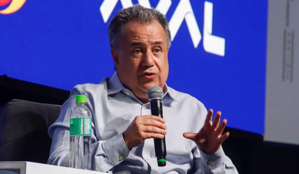 Primicia | José Ignacio López es el nuevo presidente de ANIF Mauricio Santamaría de ANIF