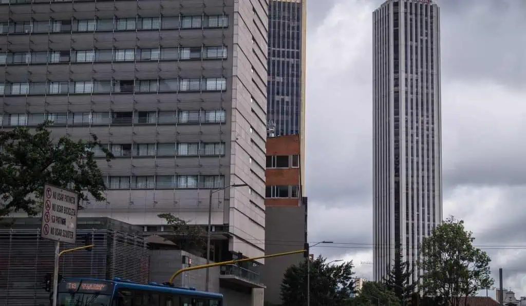 El PIB de Bogotá creció 3,1 % en el primer trimestre del año El PIB de Bogotá presentó un crecimiento superior al 3 por ciento en el primer trimestre.