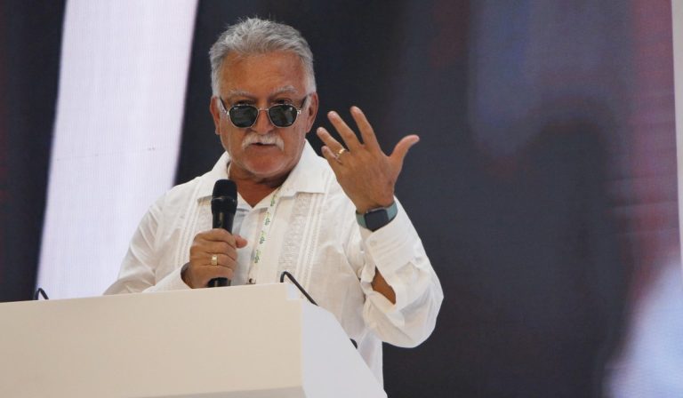 Superintendente de Servicios Públicos Domiciliarios de Colombia, Dagoberto Quiroga
