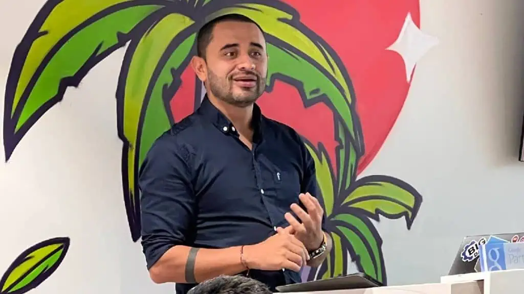 Colombiano ha capacitado a 4.000 empresas de América Latina en el uso de IA David Rodríguez Pinto ha impulsado el us de las IA en el marketing