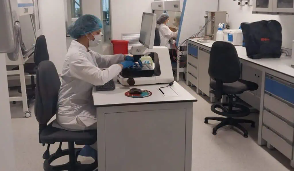 Vacunas colombianas: Vaxthera inaugura laboratorio de investigación para nuevos desarrollos VaxThera, empresa colombiana de biotecnología