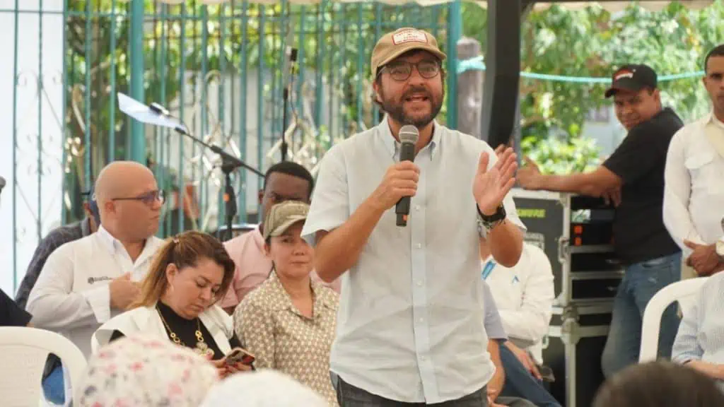Alcalde de Barranquilla hace un llamado para que se ajusten tarifas de energía Alcalde de Barranquilla, Jaime Pumarejo Heins, pide que se ajusten tarifas de energía