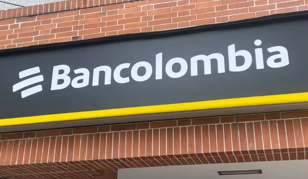Bancolombia lanza nueva línea de crédito para la movilidad sostenible Oficinas de Bancolombia en Bogotá