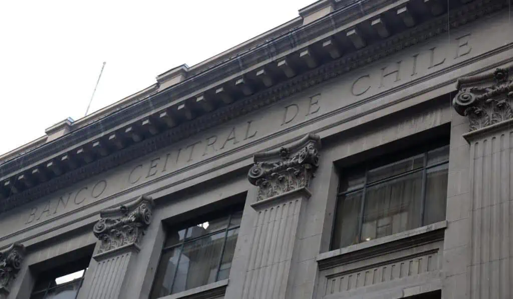 Bancos centrales de América Latina alistan recortes a las tasas de interés banco de chile tasas de interés