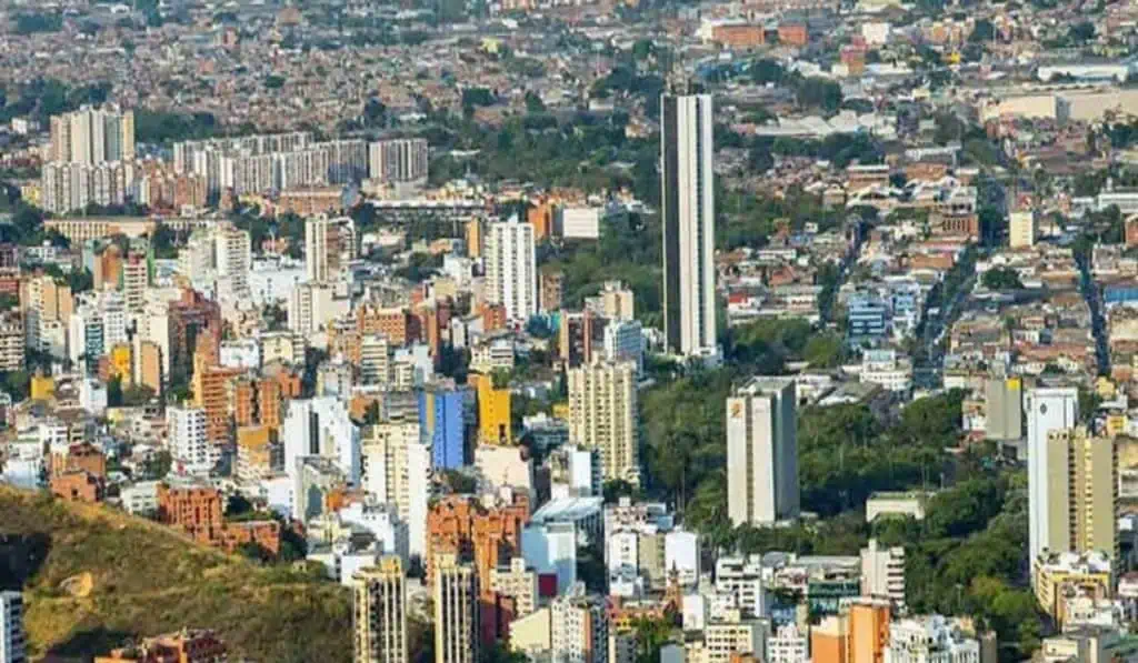 Primicia | Cali lanzará nueva narrativa para atraer mayor inversión extranjera en tecnología Cali pretende posicionarse como hub de tecnología e inteligencia artificial.