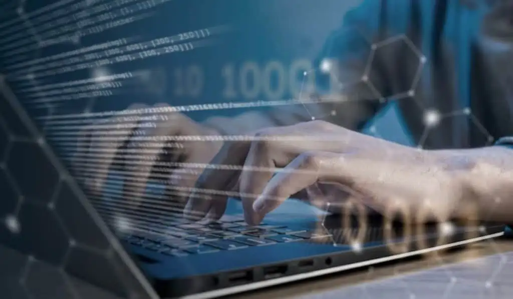 ChatGPT: riesgos y medidas que las empresas deben tener en cuenta ChatGPT
