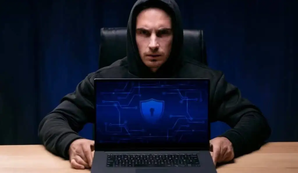 Consejos de ciberseguridad para trabajadores independientes: así puede estar protegido sin un equipo de IT Ciberseguridad para trabajadores independientes