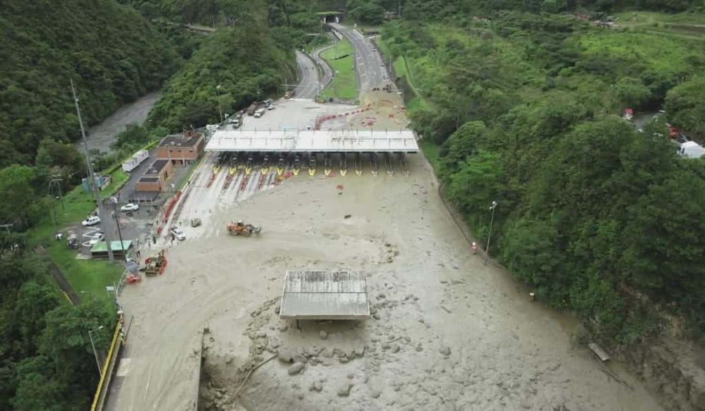 La vía Bogotá – Villavicencio está nuevamente cerrada por la crisis en Quetame. Foto: ANI