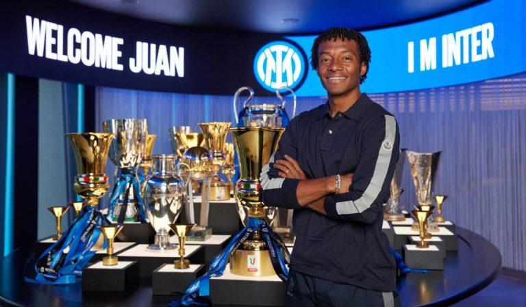 Juan Guillermo Cuadrado jugará con Lautaro Martínez en el Inter de Milán.