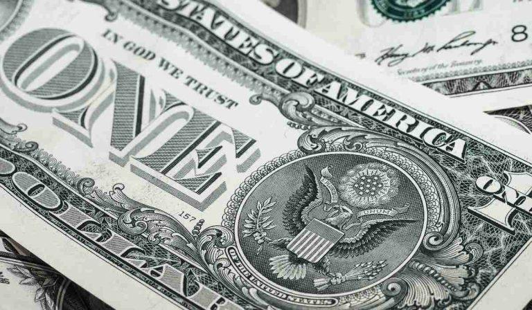 El dólar en Colombia cada vez más cerca de los 3.950 pesos