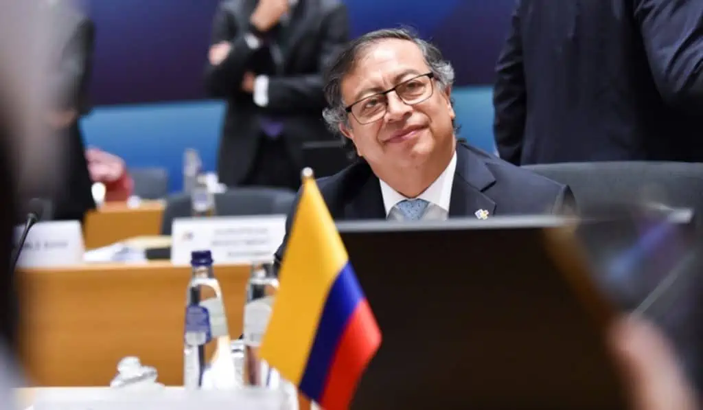 Las cinco posturas del presidente Gustavo Petro al segundo día de la cumbre UE–Celac Las cinco posturas del presidente de Colombia Gustavo Petro al segundo día de la cumbre Unión Europe