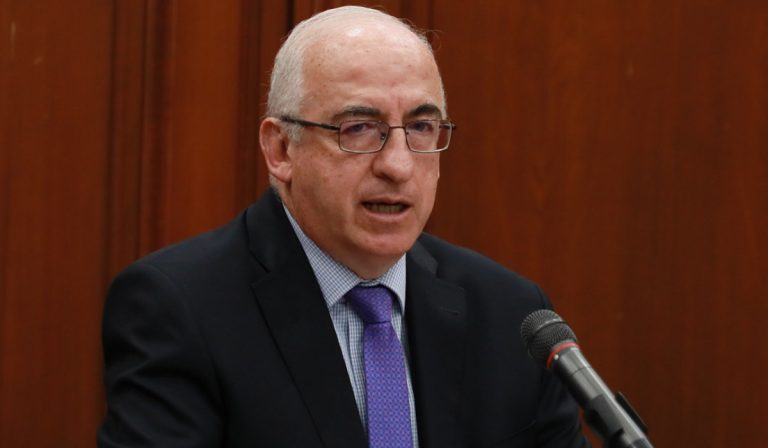 Leonardo Villar, gerente del Banco de la República, habla de Transferencias entre bancos en Colombia