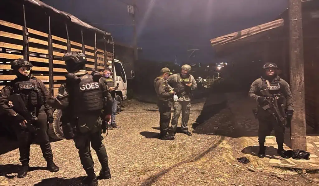 A tres meses de elecciones, Colombia enfrenta oleada de violencia; secuestro en máximos de 10 años Militarizar Buenaventura, la solicitud de la gobernadora del Valle del Cauca.