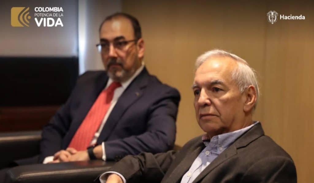 El ministro de Hacienda será el presidente encargado.