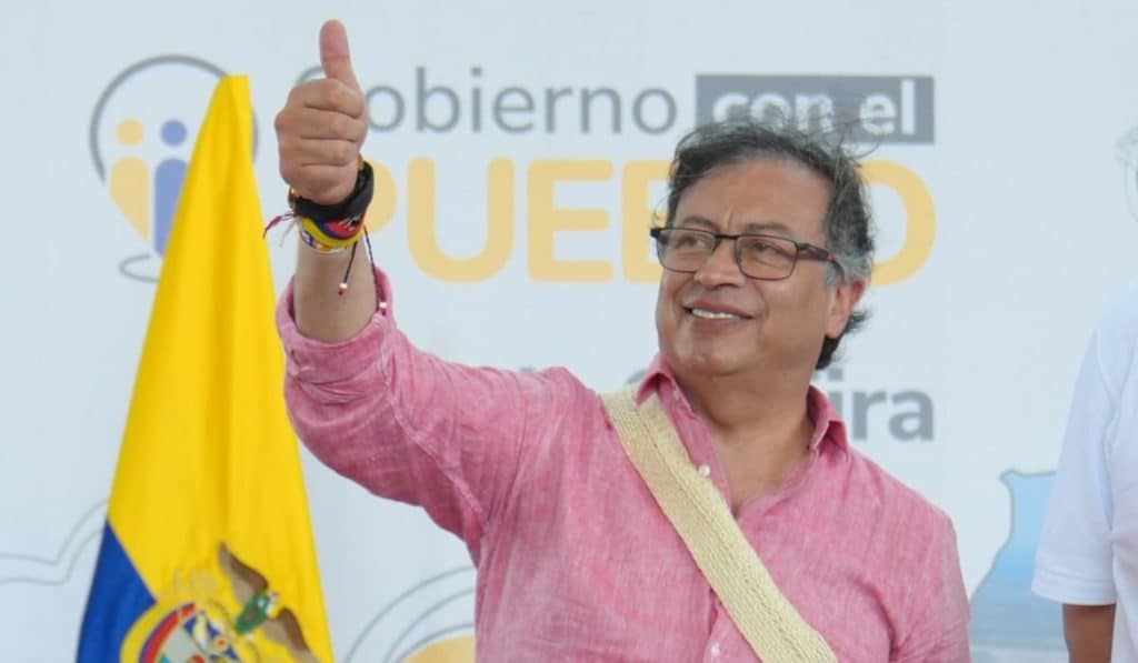 Petro en La Guajira_ compromisos en salud, agua y fin al carbón.