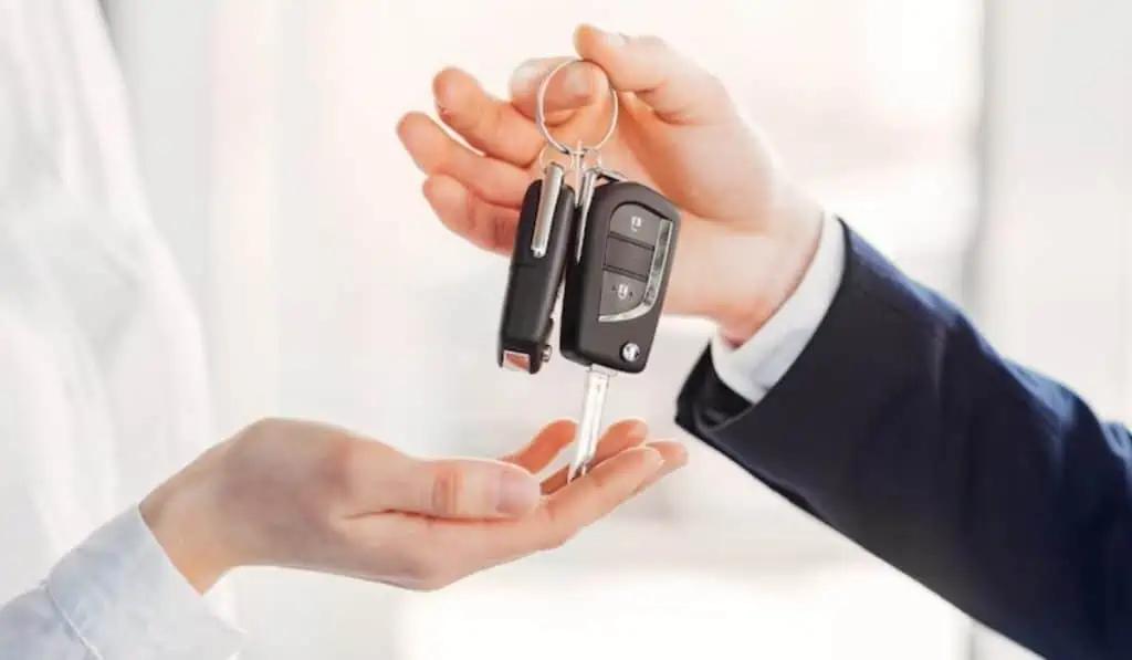 Ventas de carros nuevos en Colombia siguen desplomadas: en octubre cayeron 38,8% Traspaso de vehículo en Colombia