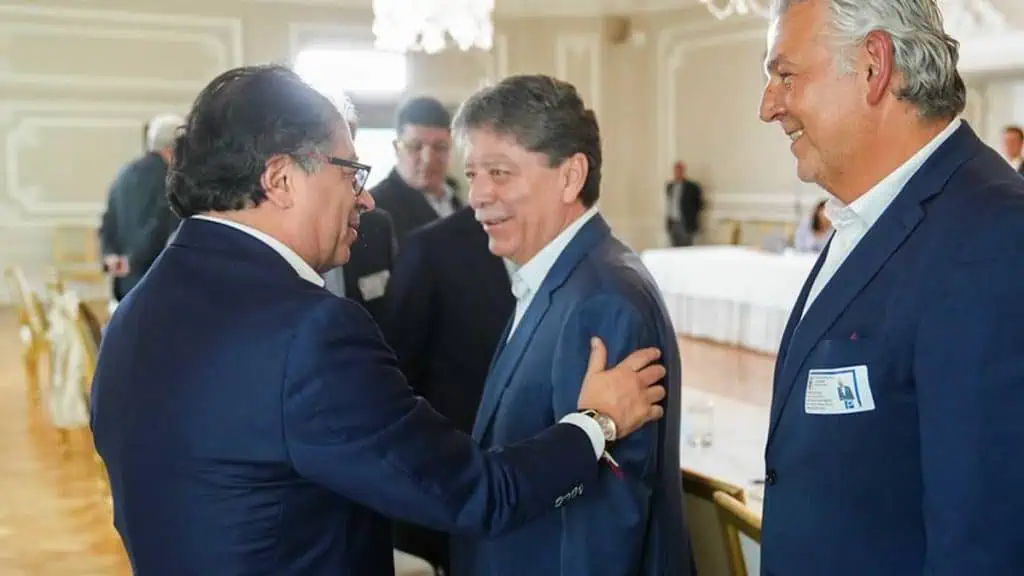 El nuevo mensaje de los empresarios sobre el incremento del salario mínimo en Colombia Bruce Petro Cabal