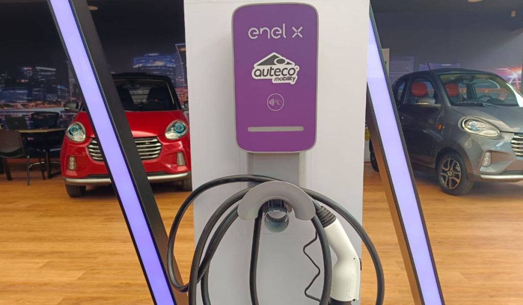 Puerto de carga para vehículos eléctricos