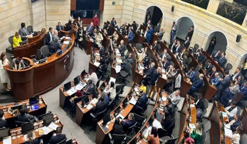 Esto dijo el gerente del BanRep sobre efecto del presupuesto de Colombia en la deuda del 2024 Gerente BanRep conclusiones sobre presupuesto general de la nación 2024