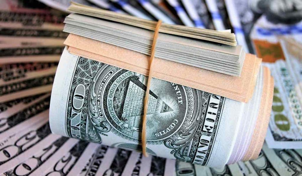 Dólar en Colombia se cotiza a la baja.