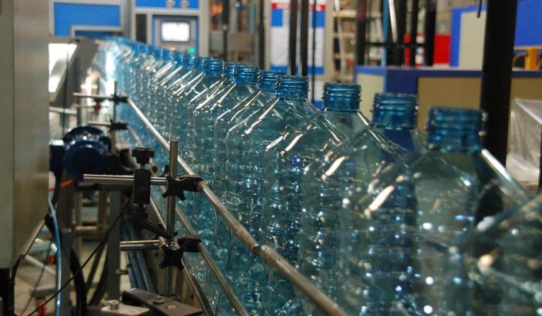 Embotelladora - botellas de plástico en Colombia