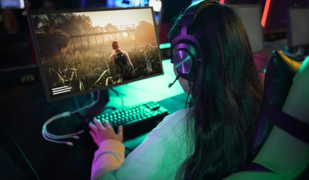 La gamer mejor paga del mundo gana más de 1.000 salarios mínimos colombianos al mes E-commerce para gamers en Colombia.