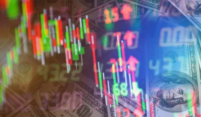 Wall Street sufre su mayor desplome desde abril tras anuncio de nuevas tarifas de Trump hacia China