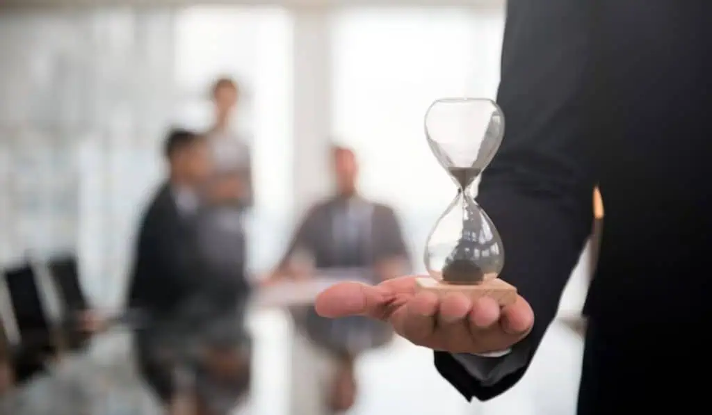 Reducción jornada laboral en Colombia: ¿Cómo la tecnología ayuda a su implementación en las empresas? Reducción jornada laboral en Colombia