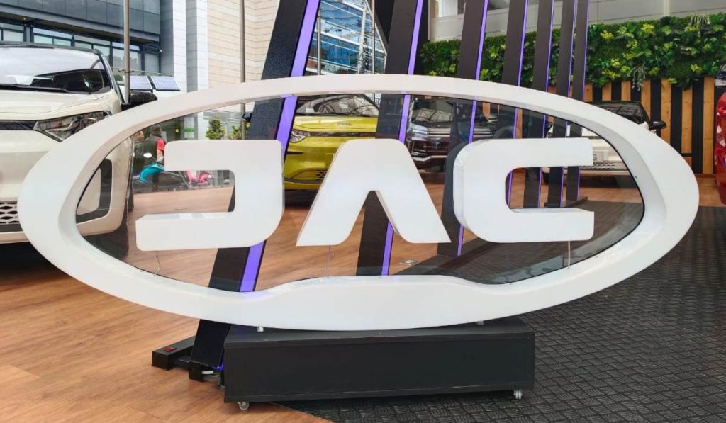 Marca de vehículos eléctricos JAC