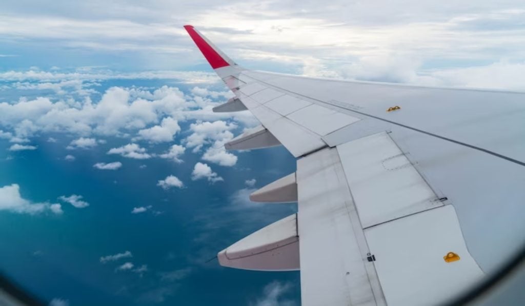 ¿A cuánto está un tiquete aéreo para viajar a Villavicencio desde Bogotá?