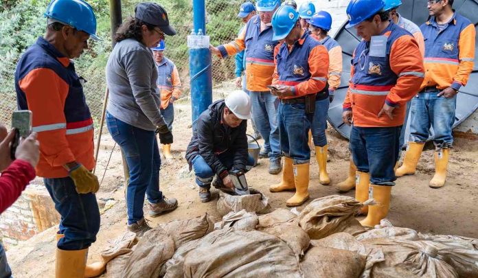 mineros-informales Mineros formales activan planta para descontaminar de mercurio el río Suratá