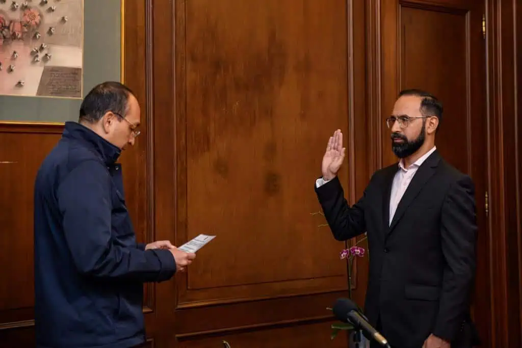 Terminó la era de Irene Vélez como ministra de Minas y Energía de Colombia; llegó Andrés Camacho Fue Posesionado Andrés Camacho como el nuevo ministro de Minas y Energía. Foto: MinMinas.