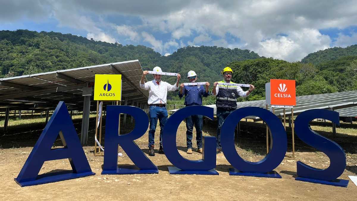 Cementos Argos Honduras inaugura nueva granja solar