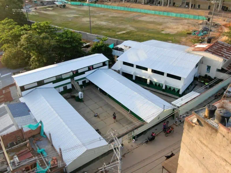Aris Mining y autoridades presentaron obras de infraestructura para el nordeste antioqueño Cubierta I.E. Liborio Bataller de Galán - Segovia